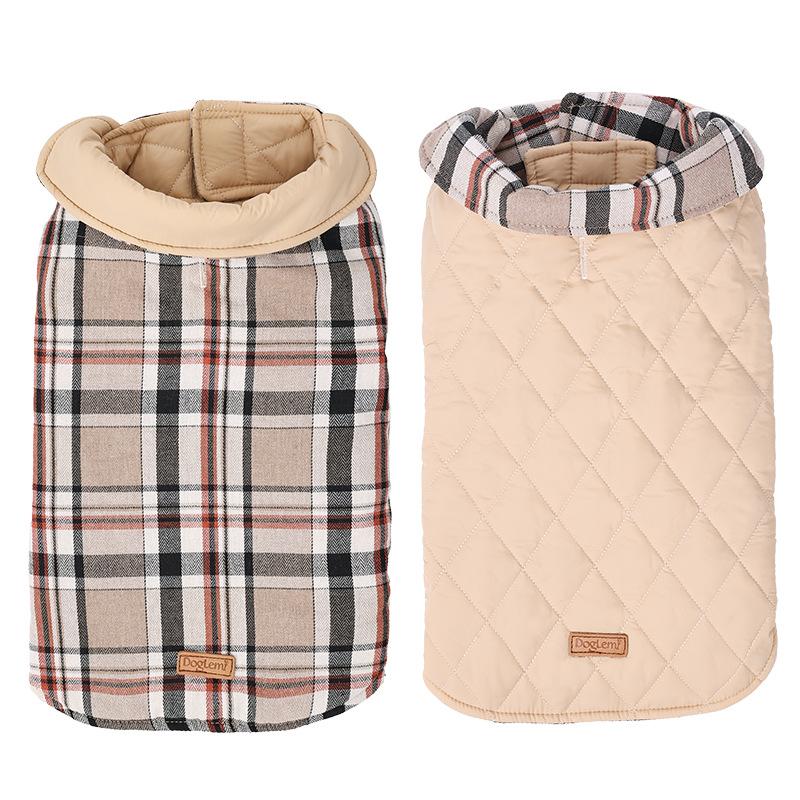 Pet Clothing Waterproof and Warm In Autumn and Winter, Big Dog Dog Clothes Fashion, Wearing Dog Clothes On Both Sides.
