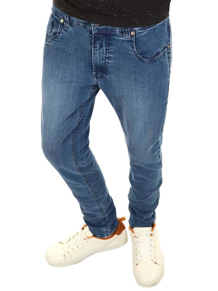 Джинсы для мальчиков с широким регулируемым поясом.