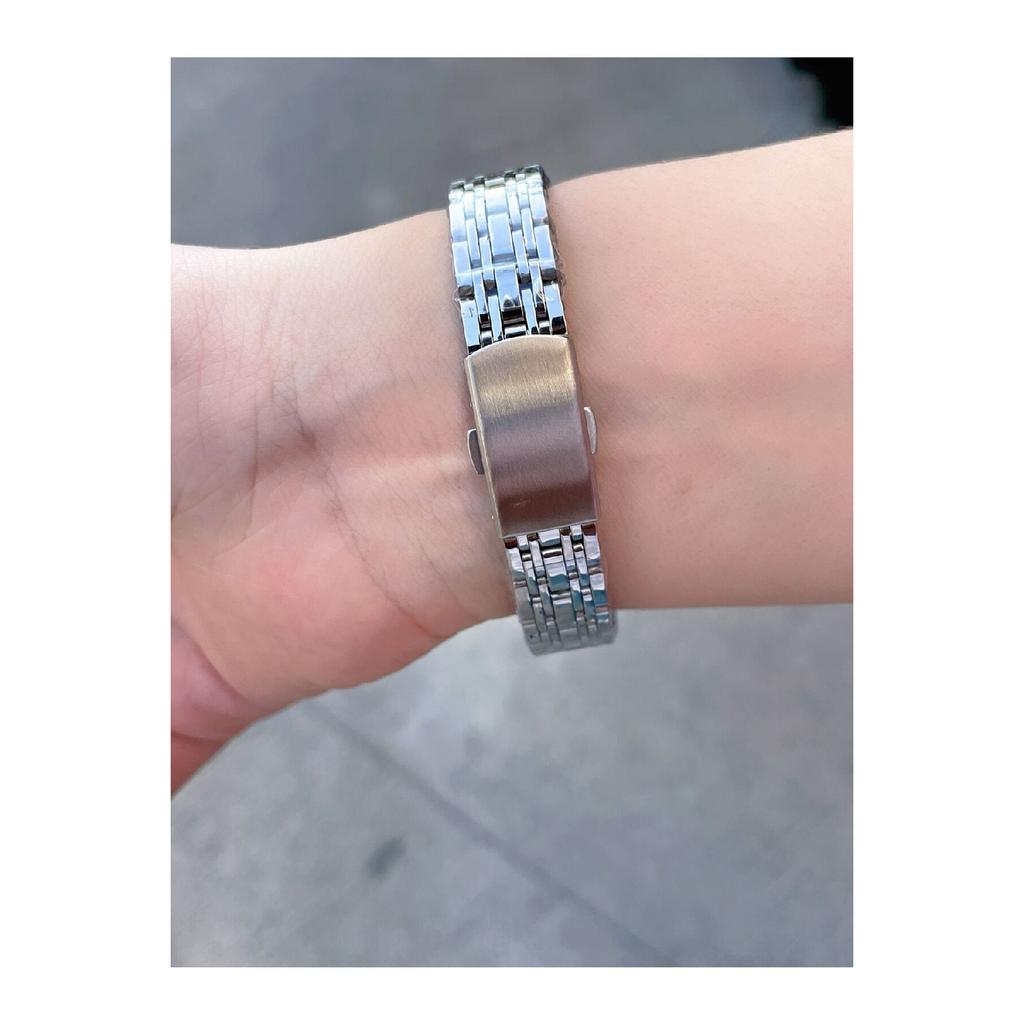 Retro Strap Women's Wristwatch