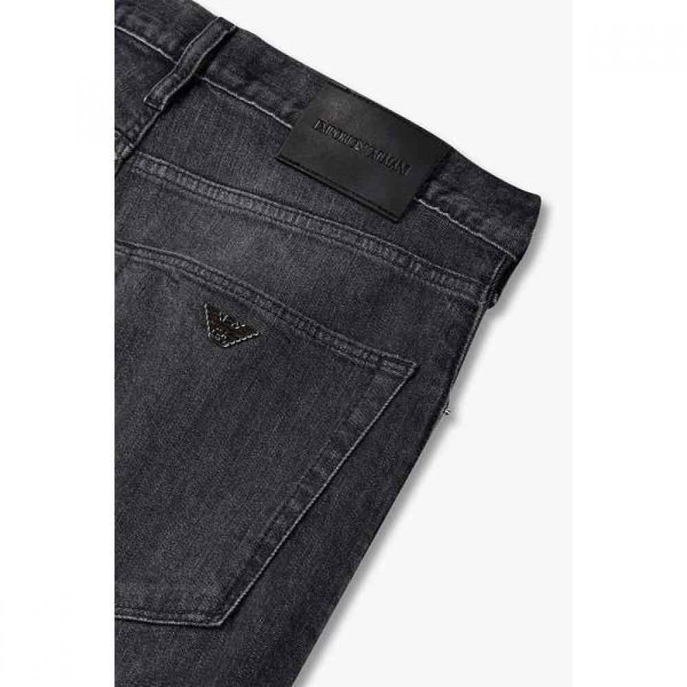 Emporio Armani Men S waShed Regular Leg jeanS A516306019