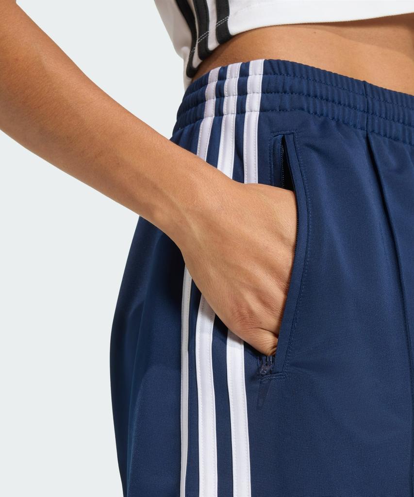 ADIDAS Firebird Classic Shorts - Night Indigo / Kq9633