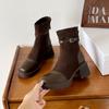 Индивидуализированные короткие ботинки Короткие ботинки на платформе и высоком каблуке Женские ботинки на толстом каблуке Женские ботинки средней длины с кофейной вставкой майярдового цвета