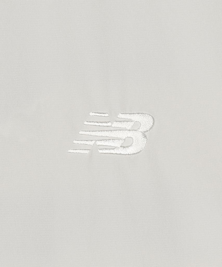 New Balance Nbneg31623 / Женская футболка с коротким рукавом Uni Frozen Essential, тканая (Светло-серый)