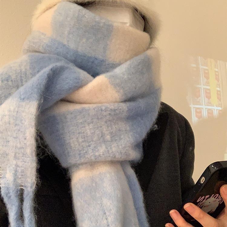 2025 New Scarf Women's Winter Atmosphere Blue and White Plaid Fashion Versatile Shawl Thickened Warm Scarf