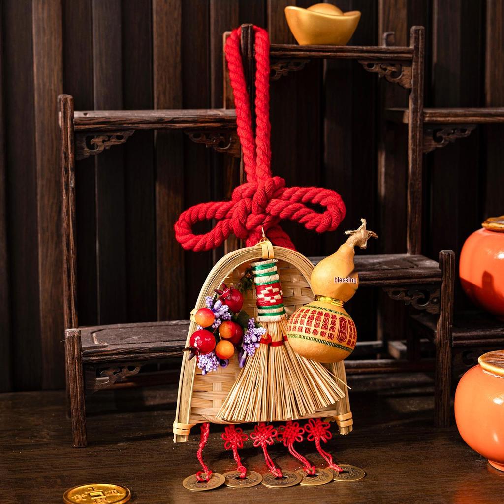 2025 New Style Housewarming Chinese Knot Gourd Fu Character Broom Pendant for New Year Entrance Decor