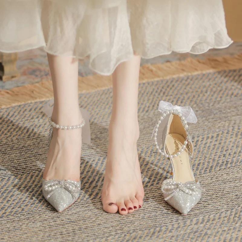 Серебряные туфли на высоком каблуке в стиле феи с бантом, украшенные бисером и кристаллами, осенние новые удобные женские туфли на французском тонком каблуке