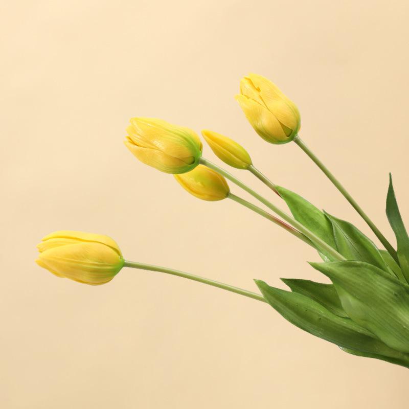 High-end simulated tulip bouquets, home hotel wedding decoration ornaments, photography shooting props, fake flowers