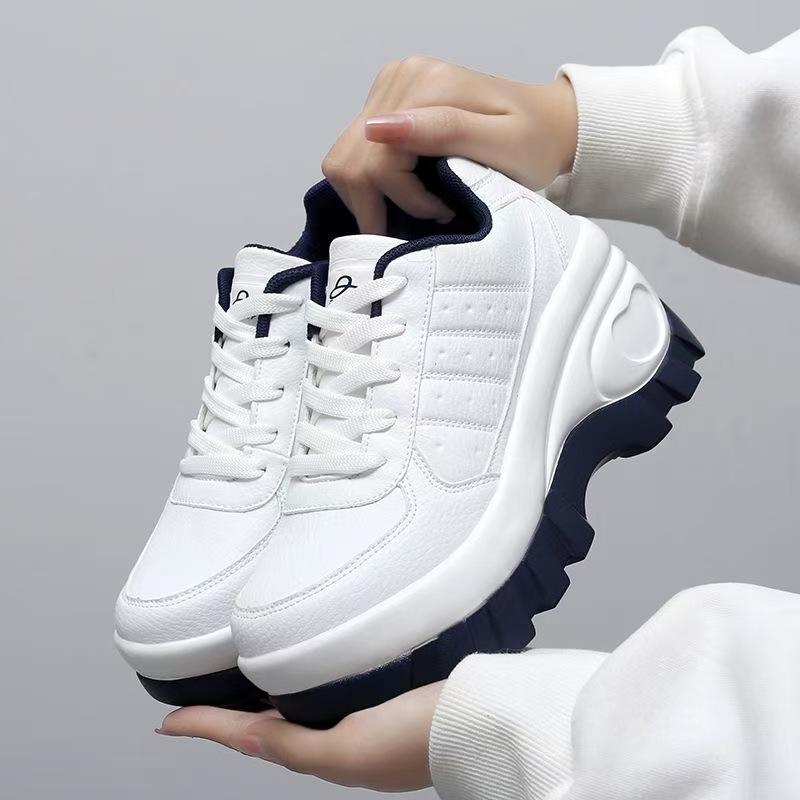 2025 Autumn and Winter New Leather Women's Shoes with 8 Cm Thick Soles, Non-slip Casual Shoes, Outdoor Inner Heightening Shoes, Foreign Trade