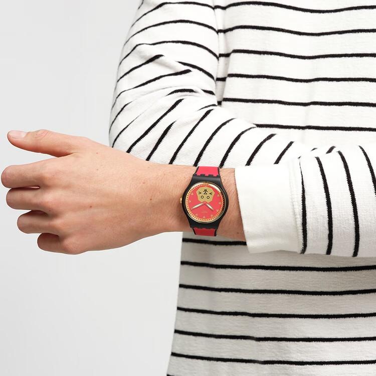 Swatch Кварцевые часы 30 метров водонепроницаемые 41 мм Красный циферблат Керамический корпус с растительным узором Силиконовый ремешок Унисекс часы SO32Z107