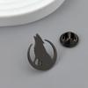 Moon Wolf Howl gold-plated badge, women's anti-exposure buttons, suit lapel pin, collar brooch, formal accessories