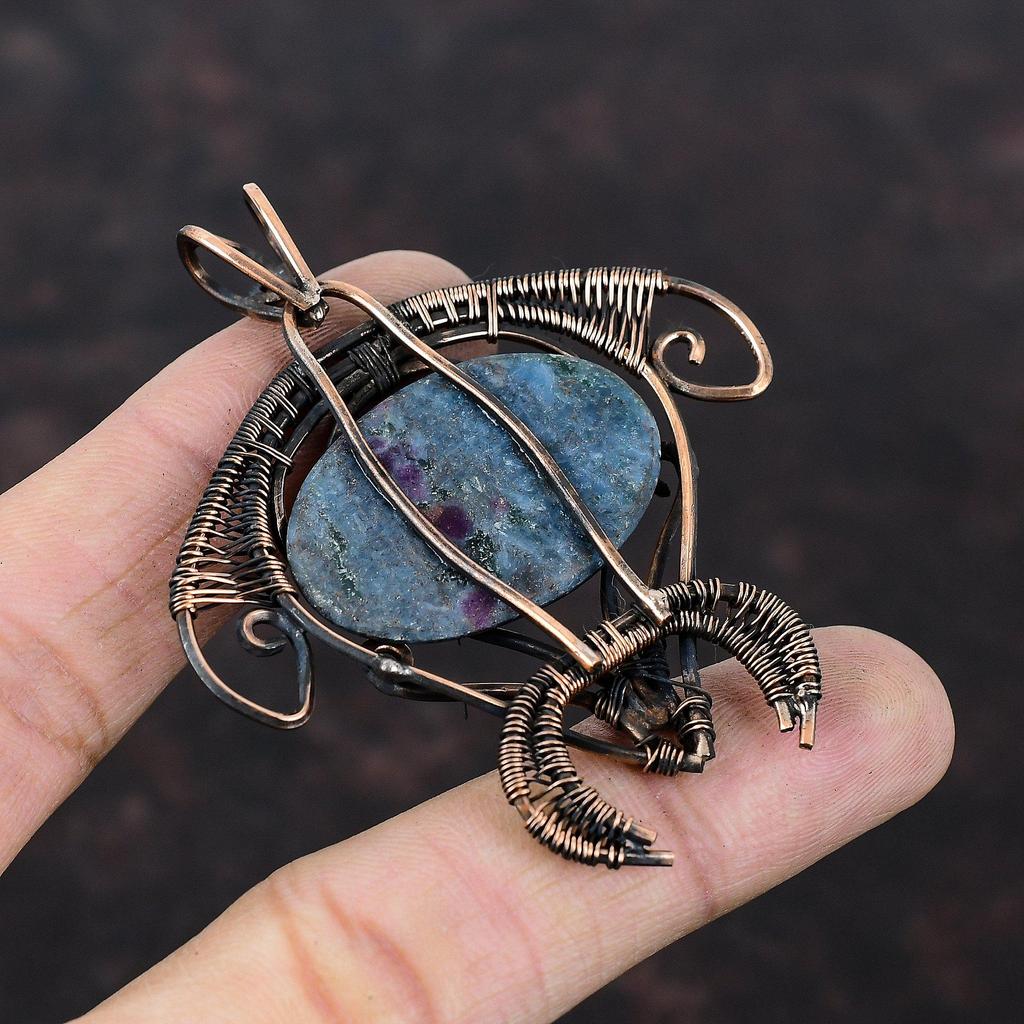 Подвеска с рубиновым синим кианитом, медная проволока, кулон с драгоценным камнем, ювелирные изделия с рубиновым синим кианитом, подвеска в виде черепахи ручной работы, ювелирные изделия из медной проволоки