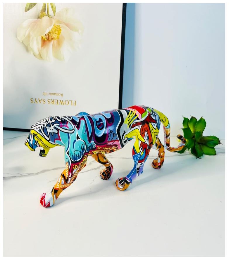 Leopard Resin Ornament for Home Decor & Gift