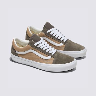 Barnes Old School Canvas Suede коричневого цвета Vn000ct8bro1