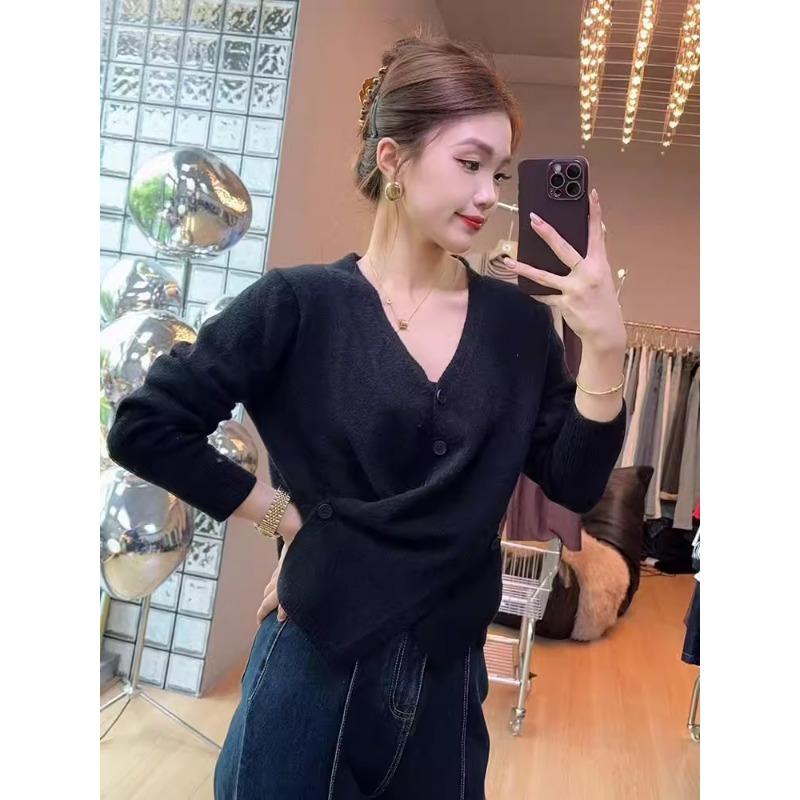 Корейская мода необычный дизайн с перекрестными пуговицами и V-образным вырезом вязаный кардиган свитер с длинным рукавом новый вязаный топ осень и зима повседневная простая одежда 1957