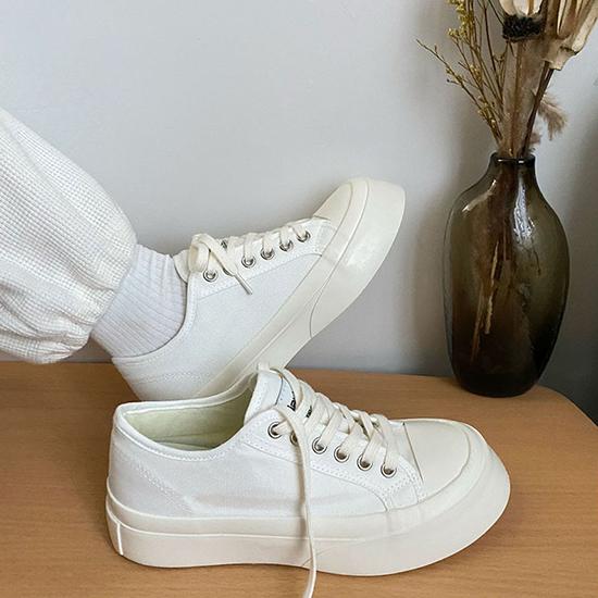 Универсальны весной и летом: милые туфли на высокой подошве с толстой подошвой, парусиновая обувь, женская корейская версия, студенческие маленькие белые туфли, модные туфли для досок.