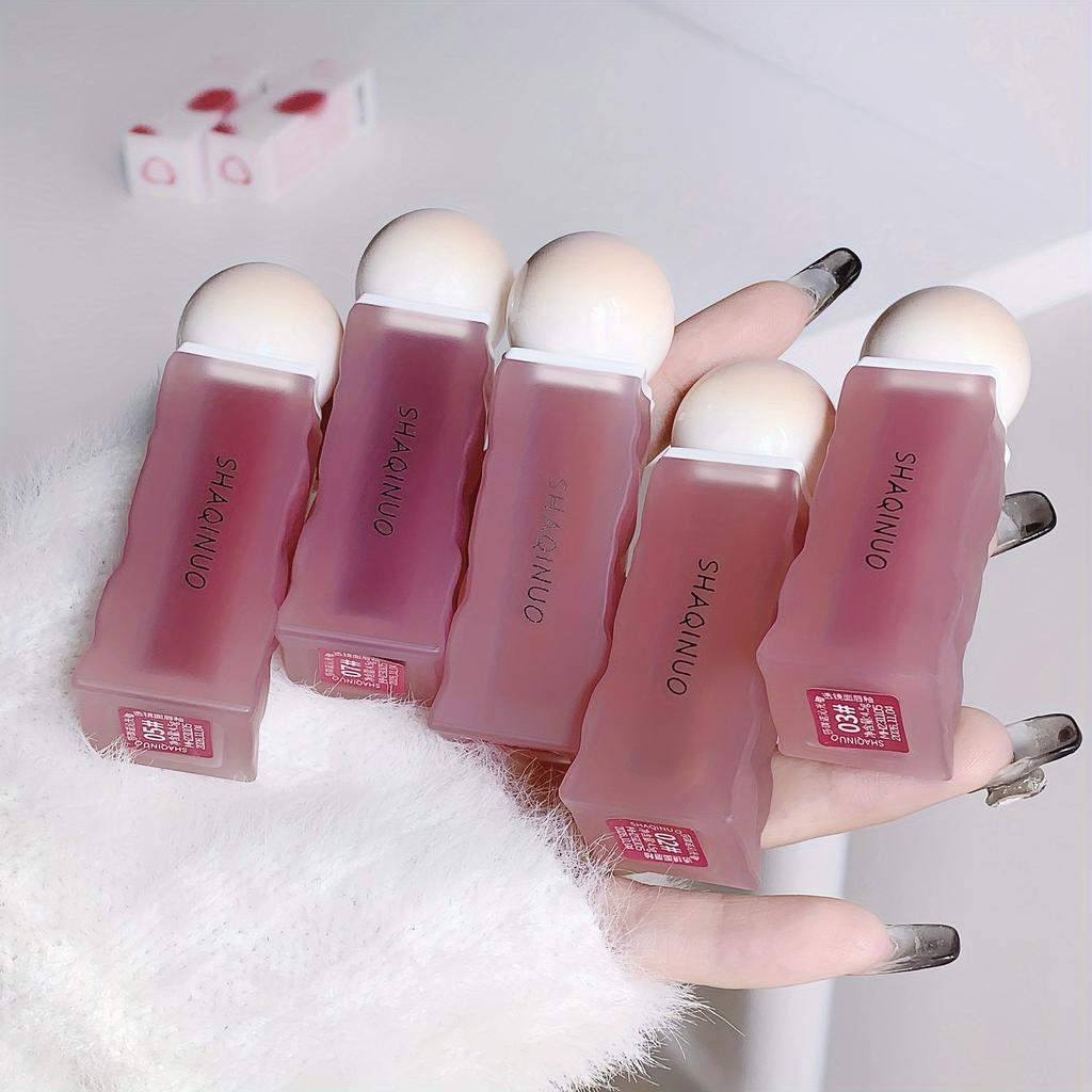 Berry Cream Lip Gloss Hydrating Moisturizing Lipstick Glass-Like Shine Lip Glaze Enhances Skin Tone Perfect for Daily Makeup