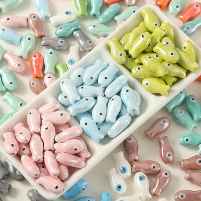 2024 Расписанные вручную керамические милые бусины в виде рыбок для изготовления браслетов и серег своими руками