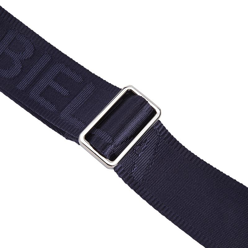 Fila Оригинальная Маленькая Квадратная Сумка Модная Ретро Повседневная Простая Модная Для Поездок На Работу Ежедневная Универсальная Удобная Дизайн Для Ношения Через Плечо из ПУ Сумка F13W549167FWT