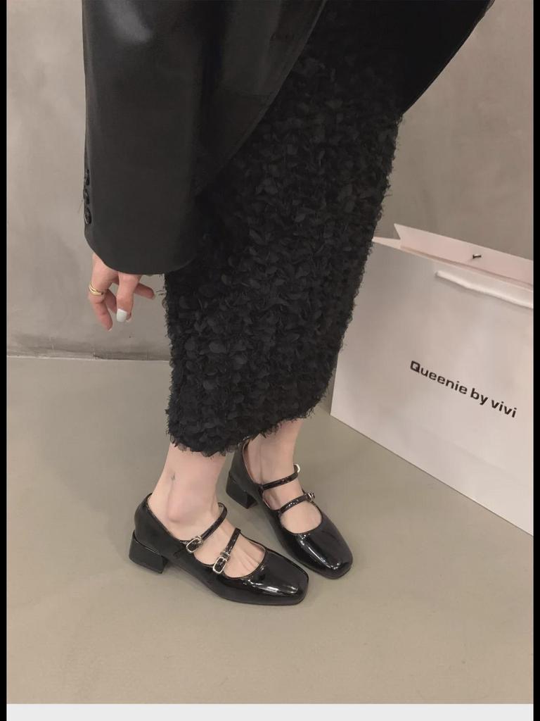 2024 Весна Туфли Мэри Джейн Кожаные с пряжкой на толстом каблуке, с неглубоким вырезом, с круглым носком, женские туфли с низким верхом