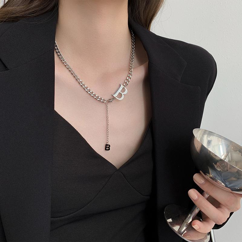 Fashion exaggeration B letter stainless steel necklace for women Gothic for hip hop girls collarbone chain