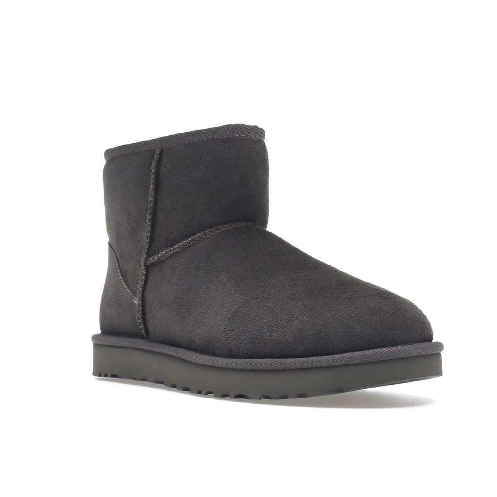 UGG Кроссовки Classic Mini II Boot серые женские 1016222-GREY