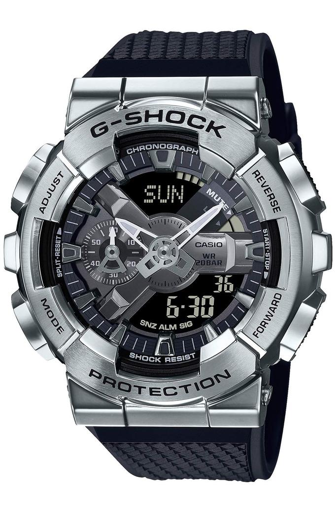 Часы Casio с металлическим корпусом G-Shock GM-110-1AJF Мужские