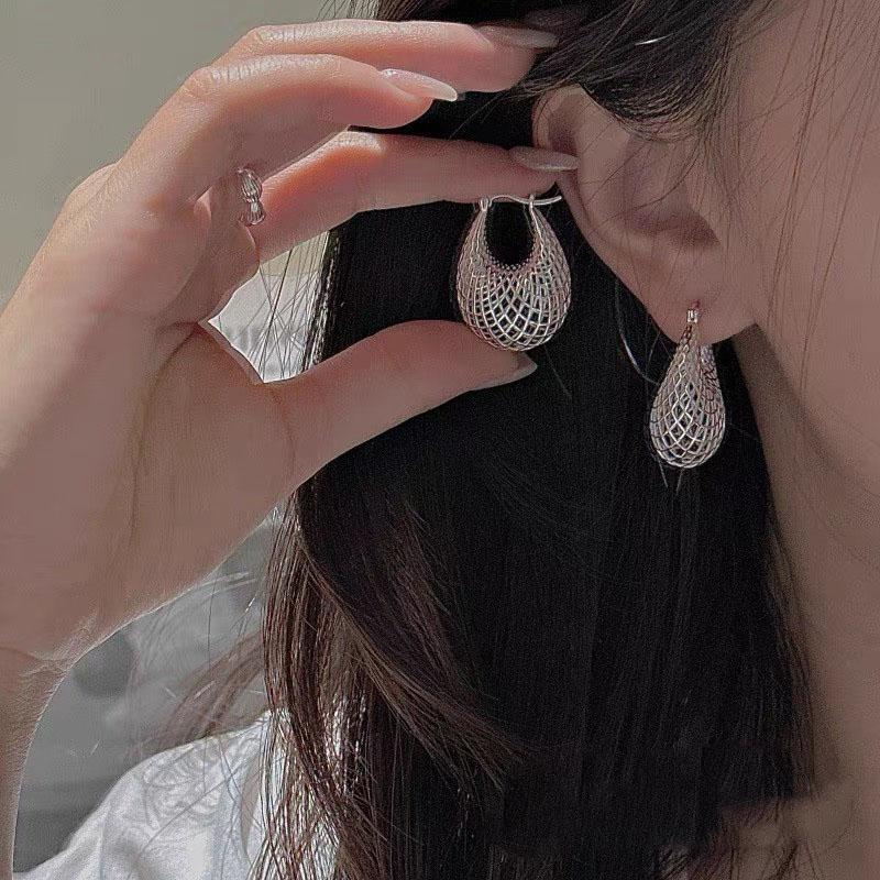 Серьги-кольца из стерлингового серебра 925 пробы Винтажные Для женщин Модные Простые Ретро Большие Полые Серьги Украшения Предотвращение Аллергии Аксессуары для Вечеринки