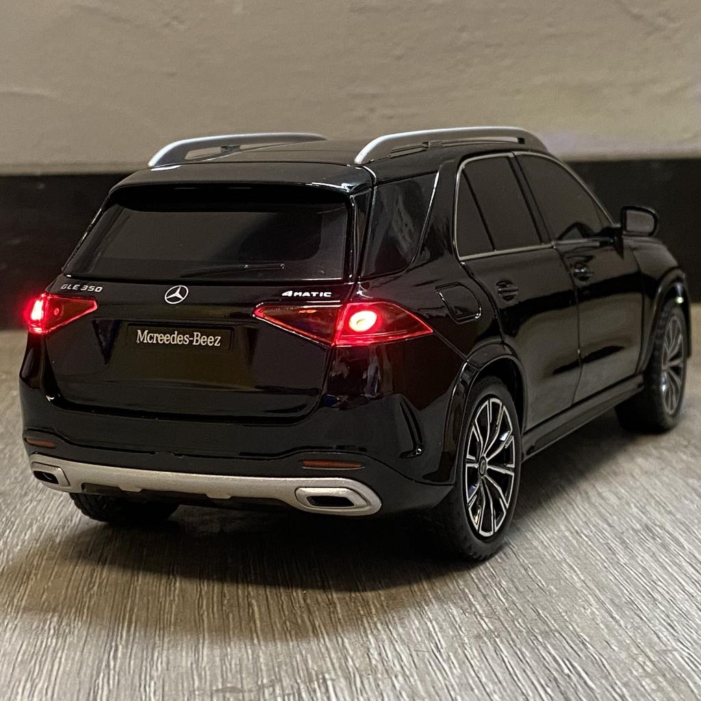 AATC1 1:24 Бенц GLE350 Внедорожник Внедорожный SUV Литой Металлический Модель Автомобиля Автозапчасти Аксессуары Украшения для Центрального Экрана Автомобиля Мальчик
