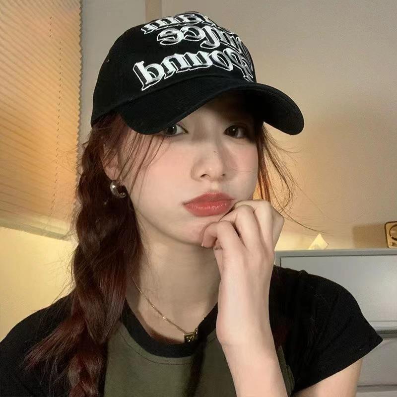 Бейсболка в том же стиле, что и у нишевого блогера, для мужчин и женщин, вышитая весенними и летними буквами, модная кепка-утконос