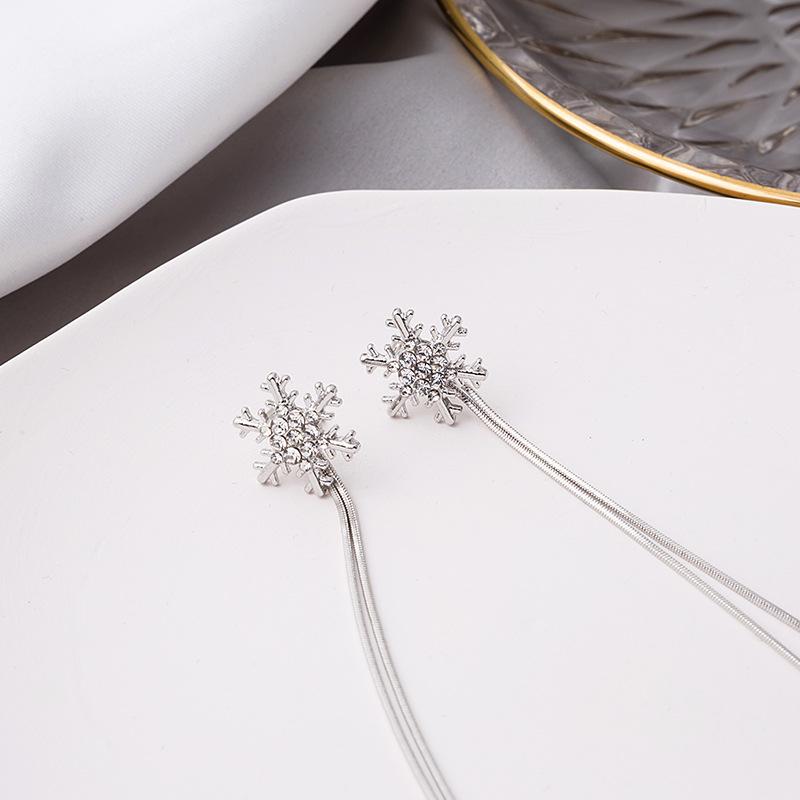 Silver Color Snowflake Drop Earrings Elegant Metal Chain Tassel Long Dangle Earrings For Women Fashion Jewelry Christmas Gift