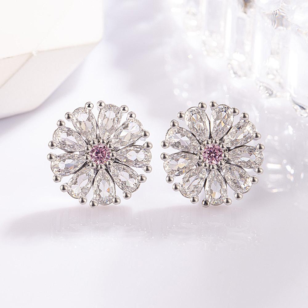 High-End Sunflower Personality Temperament Micro-Inlaid Zircon Small Necklace Jewelry Set