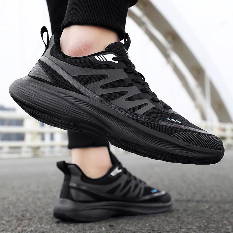 Shoes Men's Mesh Shoes Breathable and Non-smelly Feet Sports Casual Shoes Couples Jogging Shoes Solid Color Men's Shoes Lightweight Running Shoes