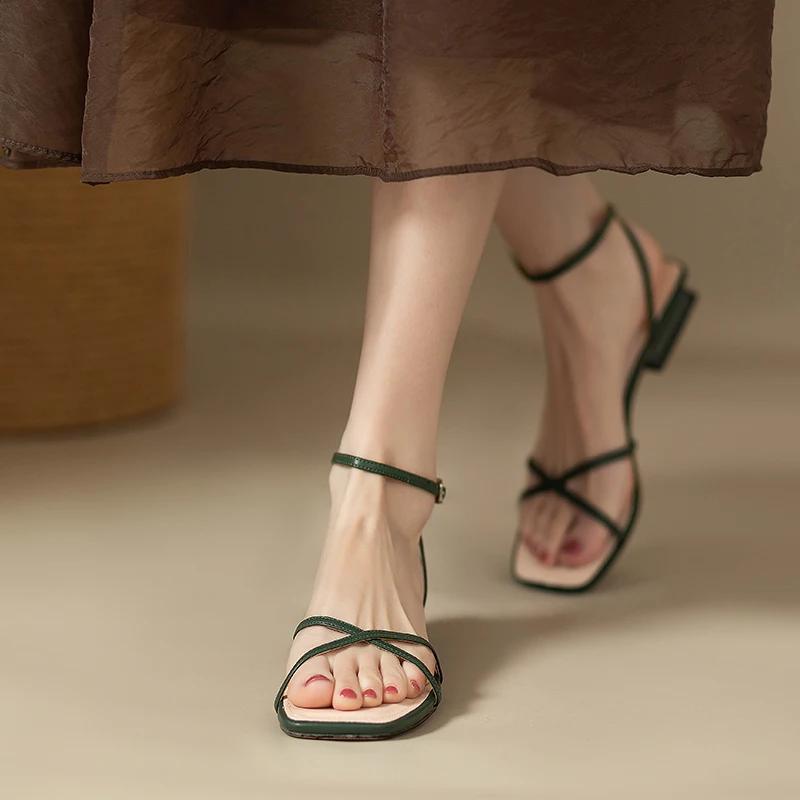 Fashion Designer Summer Gladiator Woman Sandals Fashion Open Toe Narrow Band Low Heel Ladies Outdoor Beach Vacation Sandalias