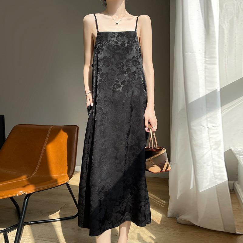 Весна Новое Женское Платье из Ацетатного Сатина с Жакардовым Узором на Воротнике и Бретелях, Без Рукавов, Длинное