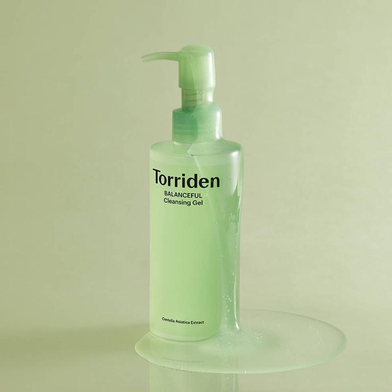 TORRIDEN Очищающий гель Balanceful Cica 200 мл