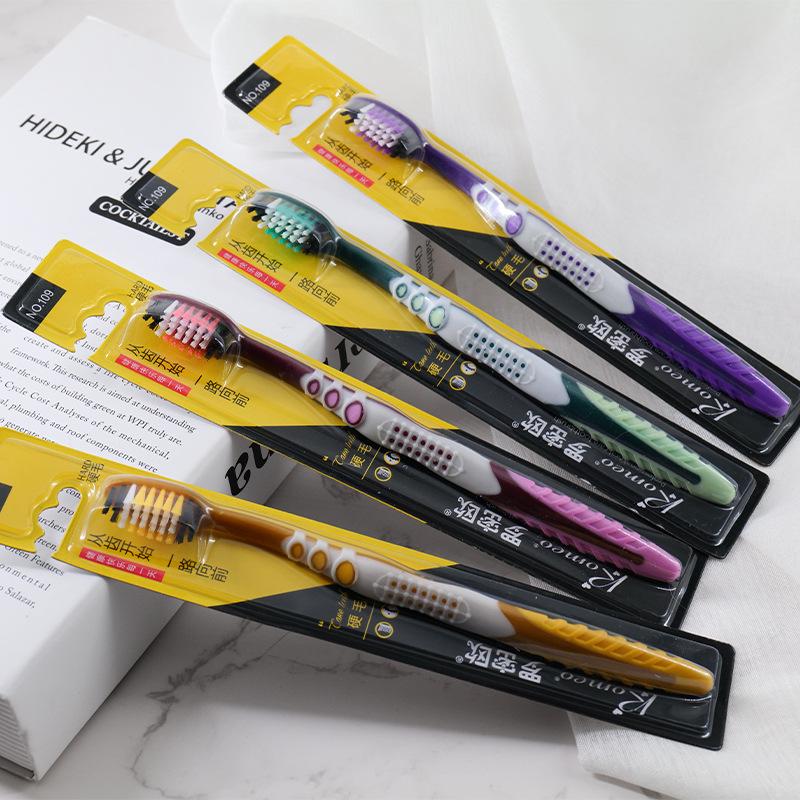 Набор из 20 одноразовых зубных щеток - В индивидуальной упаковке, щетина средней/жесткой жесткости для путешествий, для мужчин и женщин