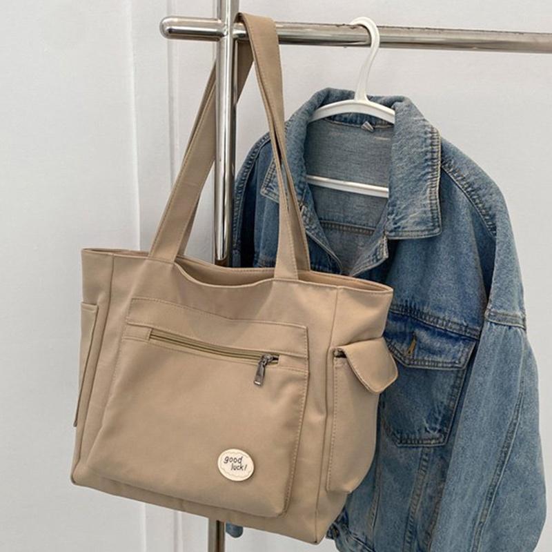 IELGY Korean Style Large Capacity Commuting Fashion Versatile Shoulder Bag Women