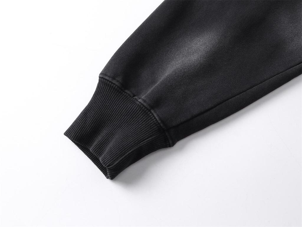Классическая унисекс толстовка Carhartt с принтом Кирина на рукаве