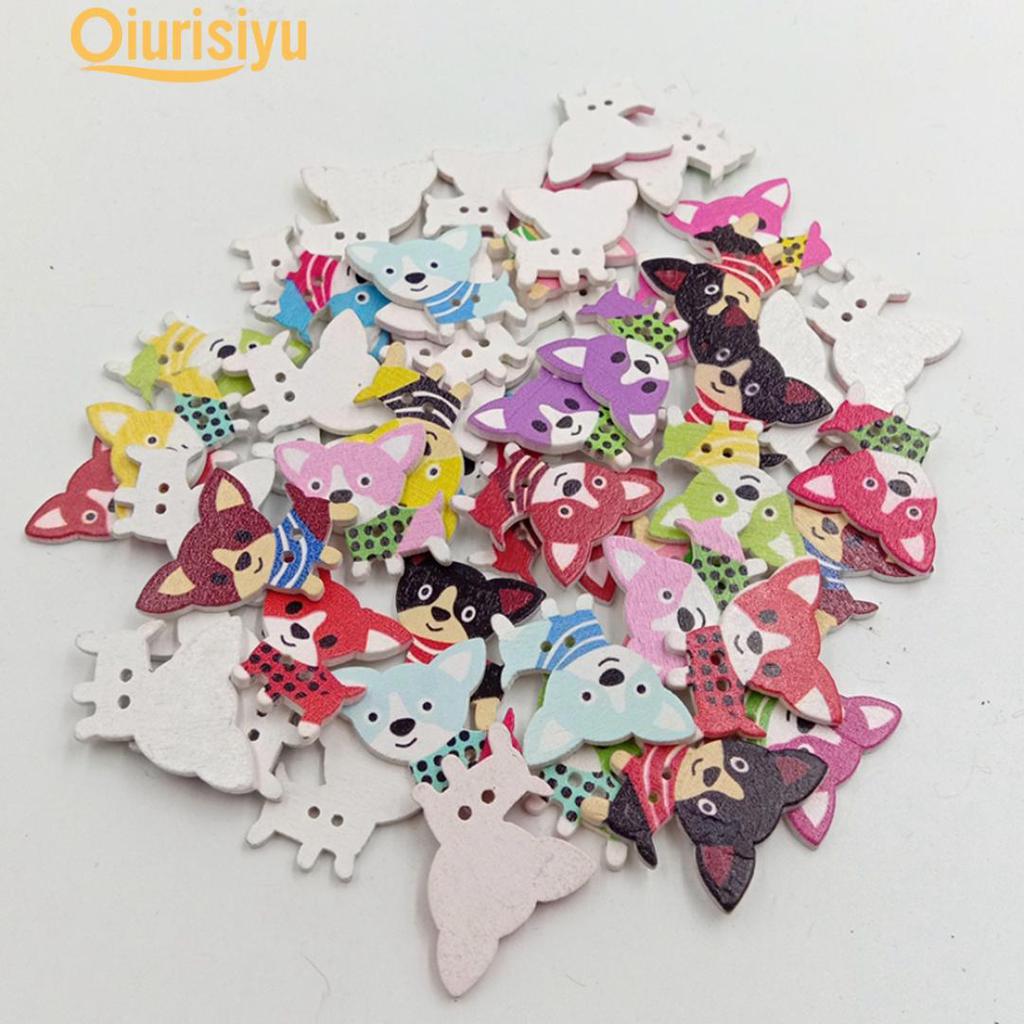 Набор ярких мультяшных пуговиц из дерева. 50 шт