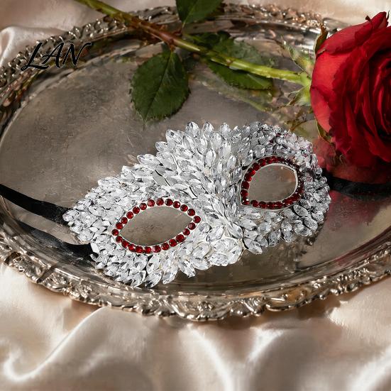 Elegant Costume Party Mask Gothic Cat Eye Masquerade Mask, Rhinestone Vintage Half Face, Sexy Shining Venetian Style Halloween Costume, Glitter