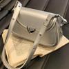 Korean Style Vintage Shoulder Bag Pu Leather Torn Heart Rivet Solid Color Elegant Handbag Fashion Designer Underarm Bag