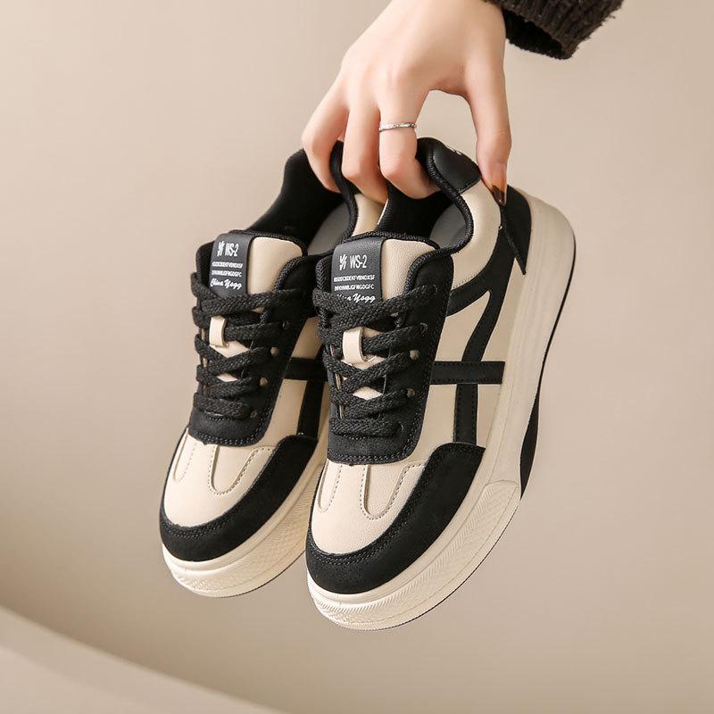 Niche Retro Board Shoes Women's New Spring Light and Not Tired Feet Versatile Forrest Gump Casual Shoes