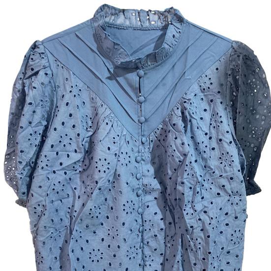 Женская рубашка с воротником-стойкой и V-образным вырезом, коротким рукавом, ажурным вышитым цветочным узором, кружевная блузка, повседневные нарядные топы