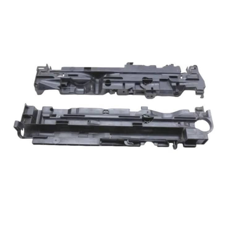 Декоративная накладка заднего бампера для Mercedes-Benz W214 (2024-2025 гг.)