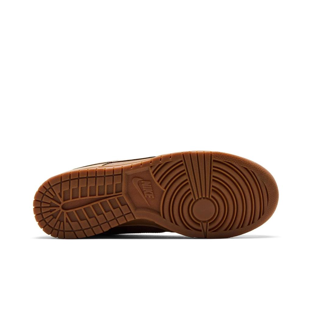 Nike Womens Dunk Low LX '1972' (women's sizes) Hemp / Gum Medium Brown / Light British Tan / Gym Red / Light Armory Blue Skate Shoes HF5718 929