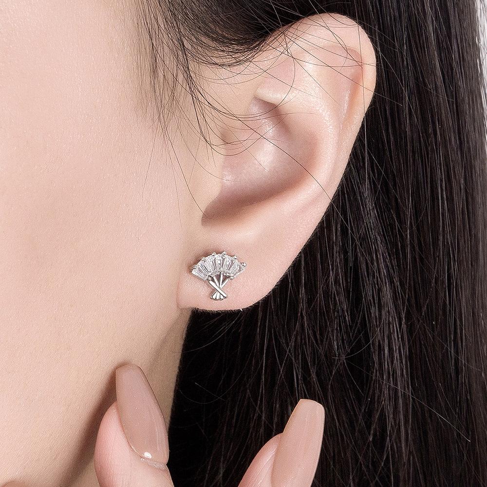 Серьги-гвоздики Summer Hollow Small Fan, серьги-гвоздики Niche National Style Light Luxury Simple Fashion Temperament для женщин