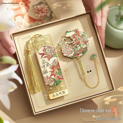 Подарочная коробка с закладками Кои: Металлическая закладка, Креативный сувенир на День знаний или День учителя.