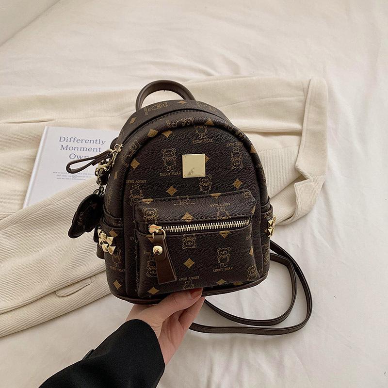 Fashion niche backpack women's 2025 new foreign style summer popular large-capacity girls college students portable backpack