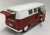 KiNSMART 1/32 Scale 1962 Volkswagen Bus Pullback Diecast Car (White x Red)