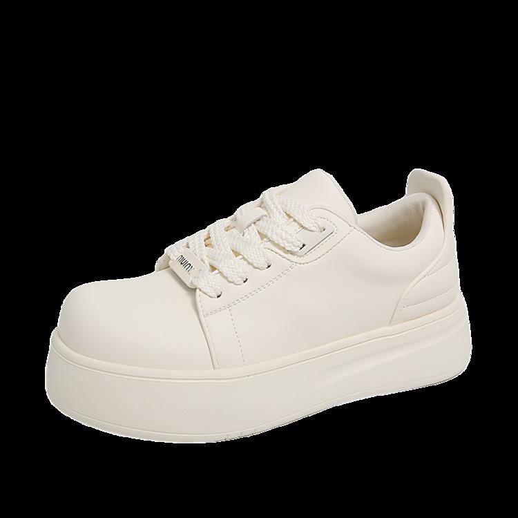 Женские маленькие белые туфли на толстой подошве с большим носком, новая весенняя коллекция 2025 года, студенческие туфли-хлебушки на шнуровке спереди, спортивные и повседневные кеды